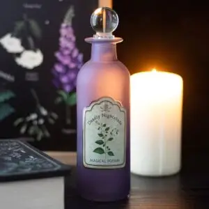 botella de poción de vidrio decorativa de belladona