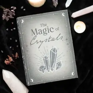 Caja de almacenamiento con forma de libro La magia de los cristales