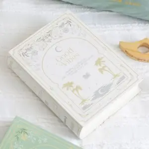 📖 Caja de almacenamiento con forma de libro blanco