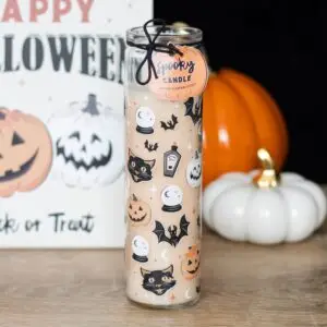 Vela de tubo de calabaza especiada espeluznante
