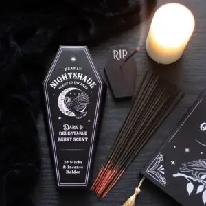 🖤 Ataúd Cuervo con incienso de belladona⚰️🕯️🐦‍⬛