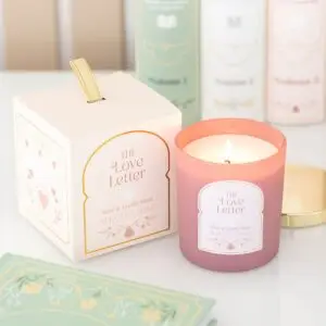 Vela Love Letter de Rosa, Vainilla y Almizcle